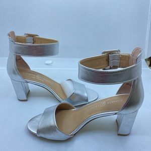 BNIB CHINESE LAUNDRY RUMOR ANKLE STRAP SANDAL